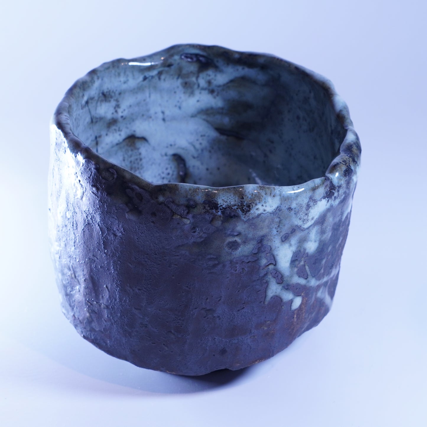 《闇月焼 • 雪》寸茶碗 “Dark Moon: Snow” Tall Tea bowl