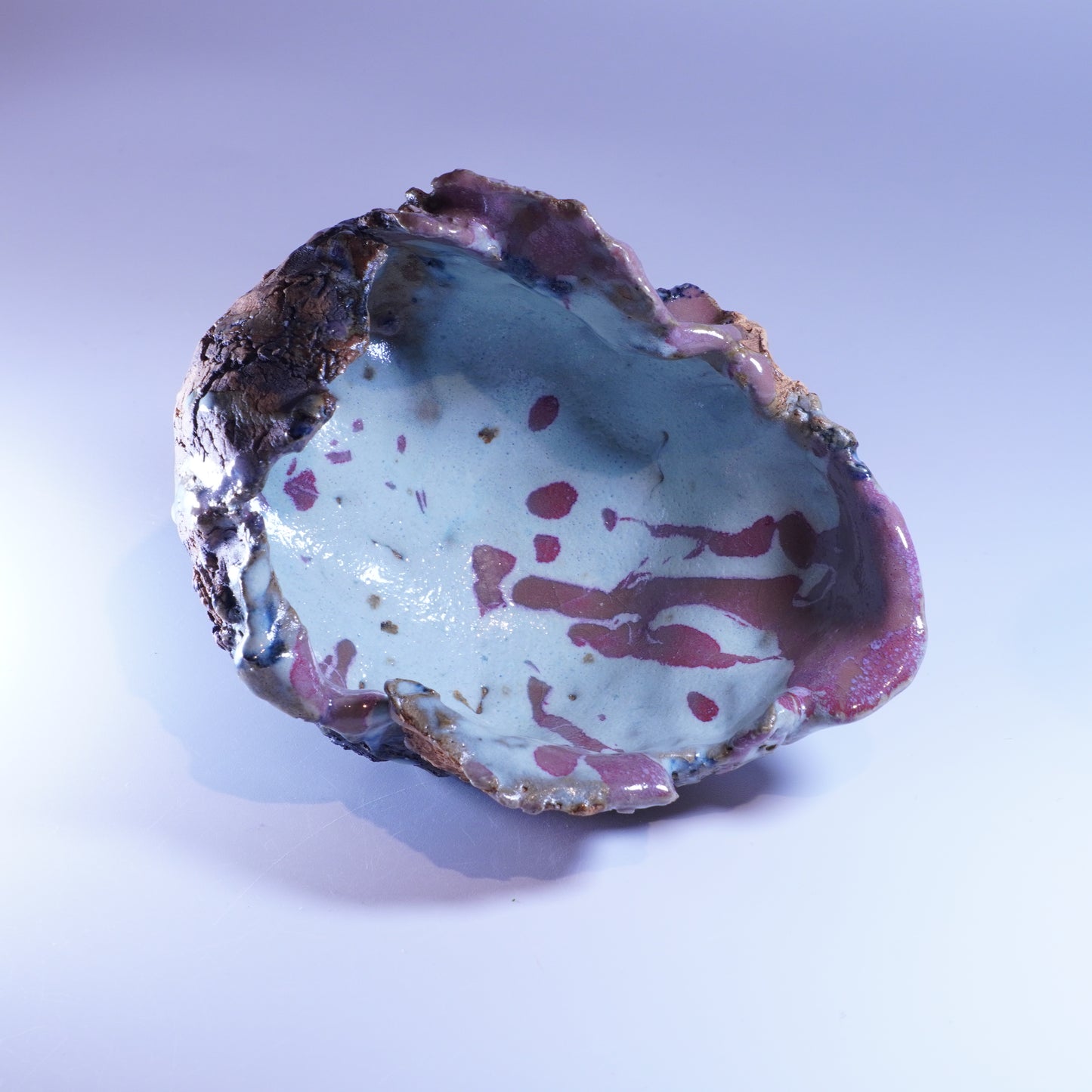 《岩裂飛雪》茶碗 “ Blizzard Cracking Rock” Tea Bowl