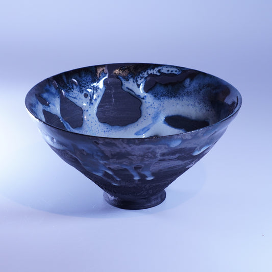 《闇月焼 • 雪》円茶碗 “Dark Moon: Snow”  Round Tea Bowl